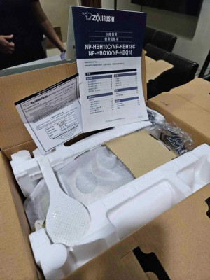 ZOJIRUSHI COOKER AND WARMER