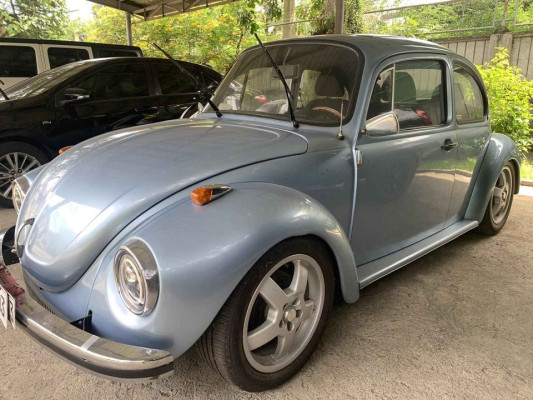 1977 Volkswagen beetle
