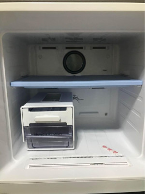 SAMSUNG DIGITAL INVERTER ( self defrost) PWEDE TAWAD