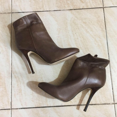 Aldo leather stiletto boots