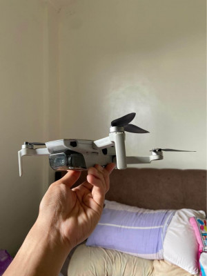 DJI MAVIC MINI