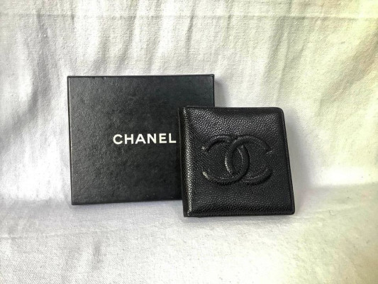 CHANEL Bifold Wallet authentic original