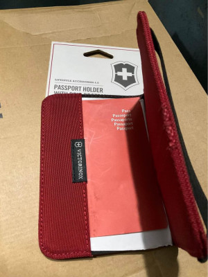 Brandnew Original Victorinox Passport Holder RFID