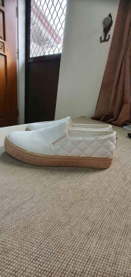 Guess quilted loafer