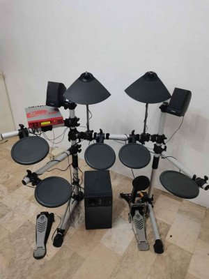 Yamaha dtxpress II drum set