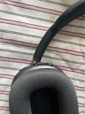 Apple AirPods Max (HK Variant) Negotiable