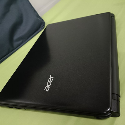 ACER Laptop, i5 4th Gen, 8GB RAM, 128GB SSD