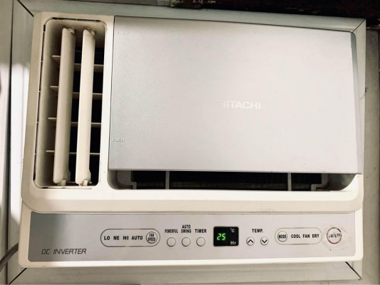 Hitachi 1hp Inverter Aircon