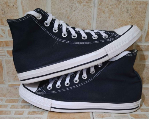 Converse | Chuck Taylor Allstar Hi-tops