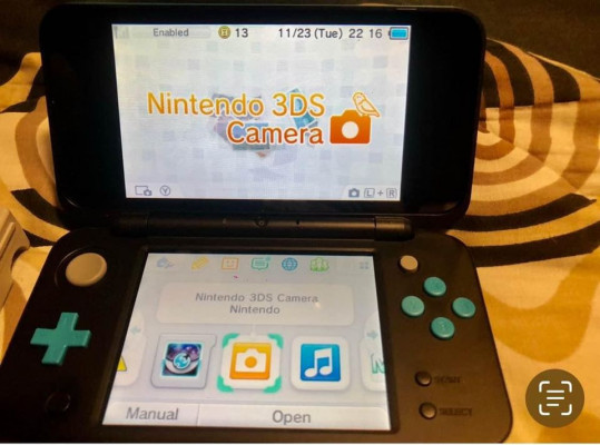 Nintendo 3ds Xl with Stylus 1 Game