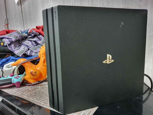 Sony playstation 4 pro