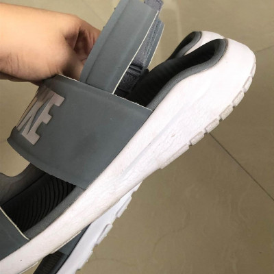 HOLIDAY SALE - FREE SHIPPING📍 PRELOVED WOMENS Nike Tanjun Sandals (US SIZE 12)