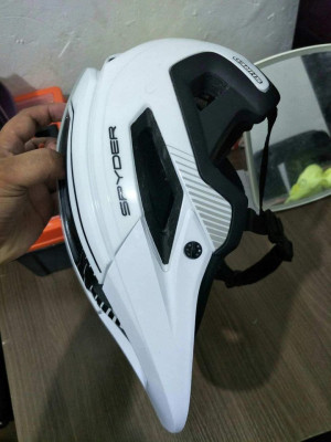 Spyder Bike helmet