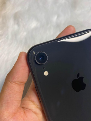 IPHONE XR 64GB