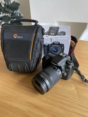 Canon EOS 70D Digital SLR Camera with 18-135mm EFS Lens