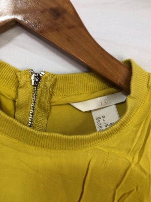 H&M mustard yellow sleeveless