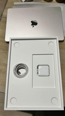 Macbook Air M2 (2022)