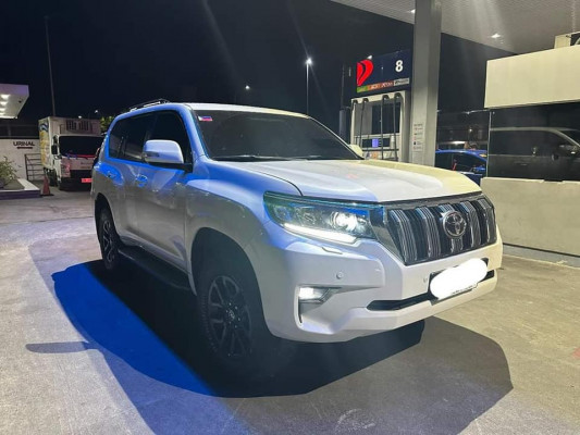 TOYOTA LAND CRUISER PRADO VX