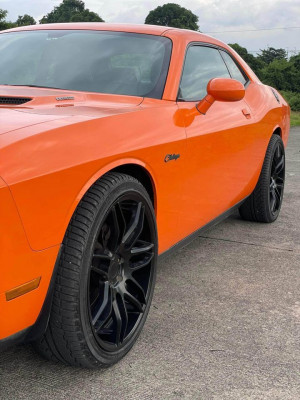 2012 Dodge challenger