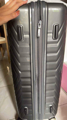 Samsonite Luggage- 76x52x30cm (Large)