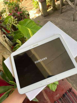 SAMSUNG TABLET ORIGINAL BRANDNEW