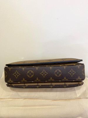 Louis Vuitton Pochette Metis Reverse Monogram Bag