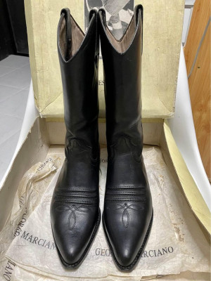 Vintage Guess Women’s Boots