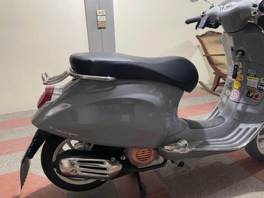 Vespa Primavera 2022