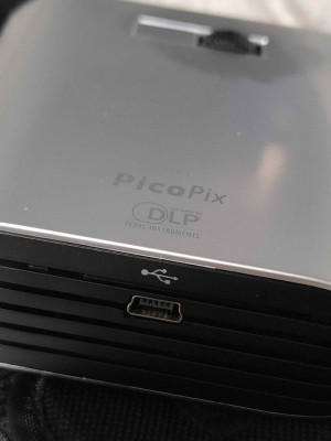 Philip picopix projector