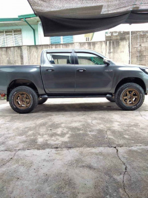 2016 Toyota hilux g automatic diesel