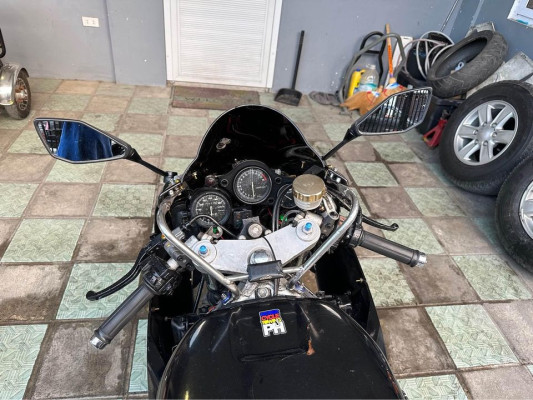 1988 Honda cbr 400 rr (nc23)