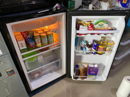 EZY Personal Refrigerator