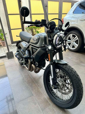 2022 Ducati scrambler