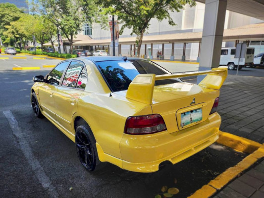 2005 Mitsubishi galant