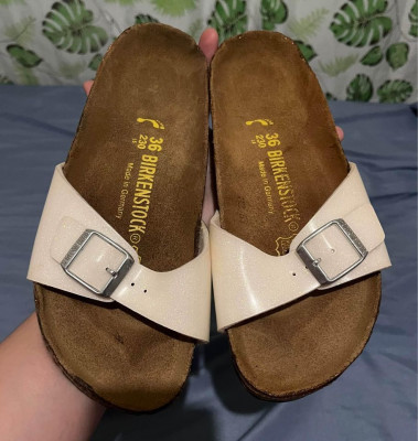 Madrid Magic White Birko Flor