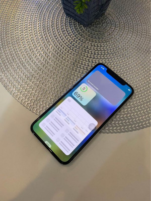 iPhone X 64 silver factory unlocked complete