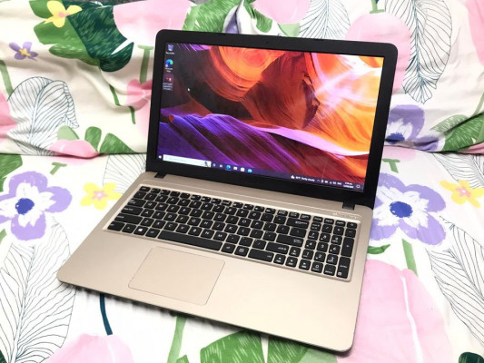 ASUS VIVOBOOK. CORE I5 8TH GEN 8GBRAM 128GB SSD