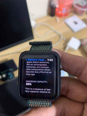 For sale i watch series 3 nike 42mm