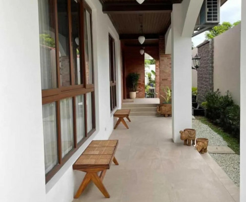 Bright and Airy Vibe House and Lot for Sale