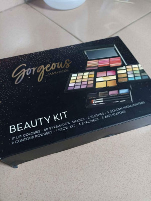 Gorgeous by Max and More Make up Kit