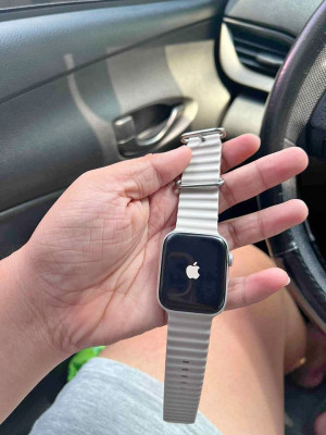 Apple Watch Series 4 Nike