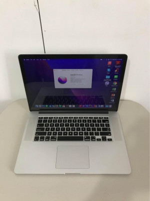 MacBook Pro 15inch RETINA Core i7 16GB/256GB