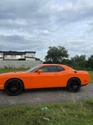 2012 Dodge challenger