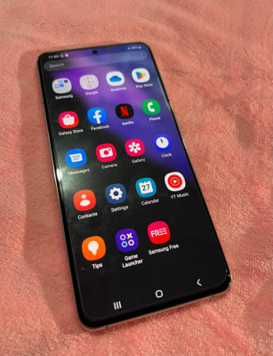 Samsung galaxy S21 plus