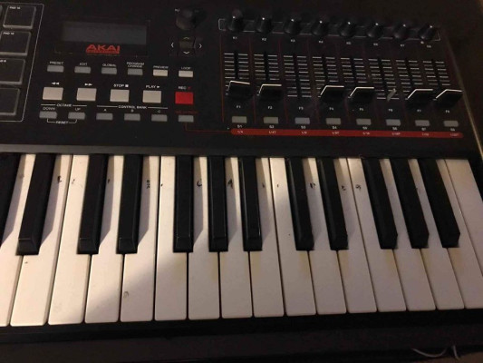 AKAI MPK249 Usb/Midi keyboard controller