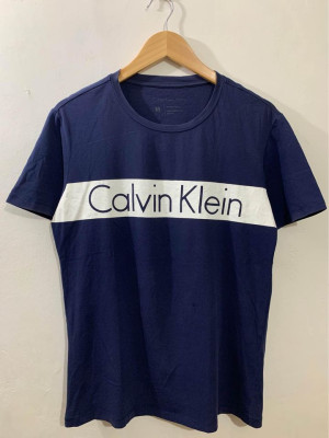 Calvin Klein T-Shirt