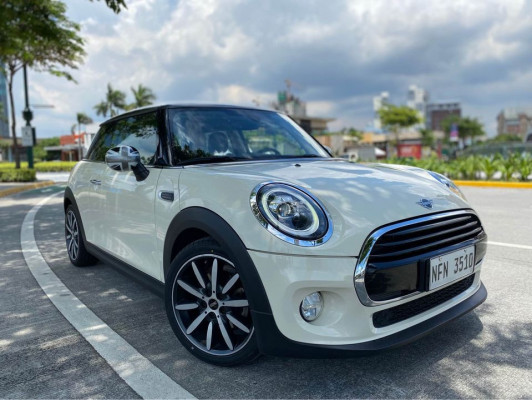 2019 MINI COOPER (3 Door)