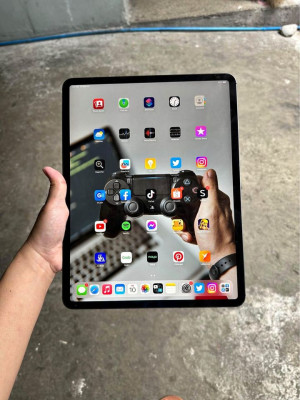 12.9 iPad Pro 2018 64gb Cellular FIXED PRICE