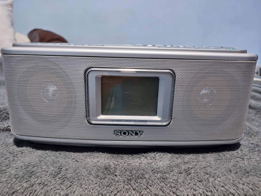 Sony CD Player: CFD - E500TV