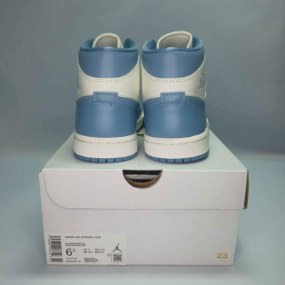 Air Jordan 1 Mid UNC (2022)